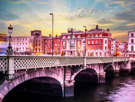 View of Dublin city with historic architecture, River Liffey bridges, and vibrant streets in Ireland’s capital.